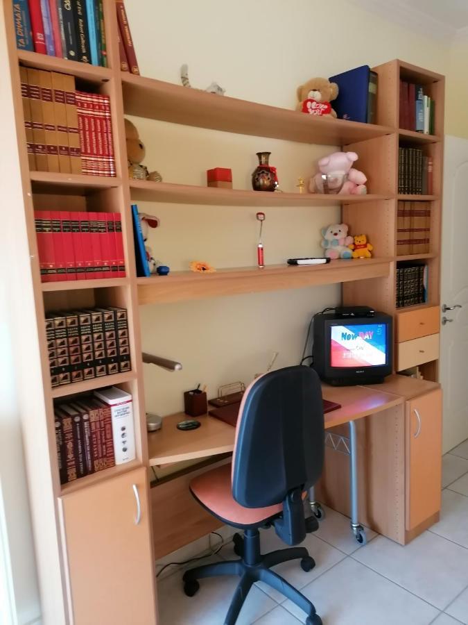 Apartment Giorgos Kalamata Bagian luar foto