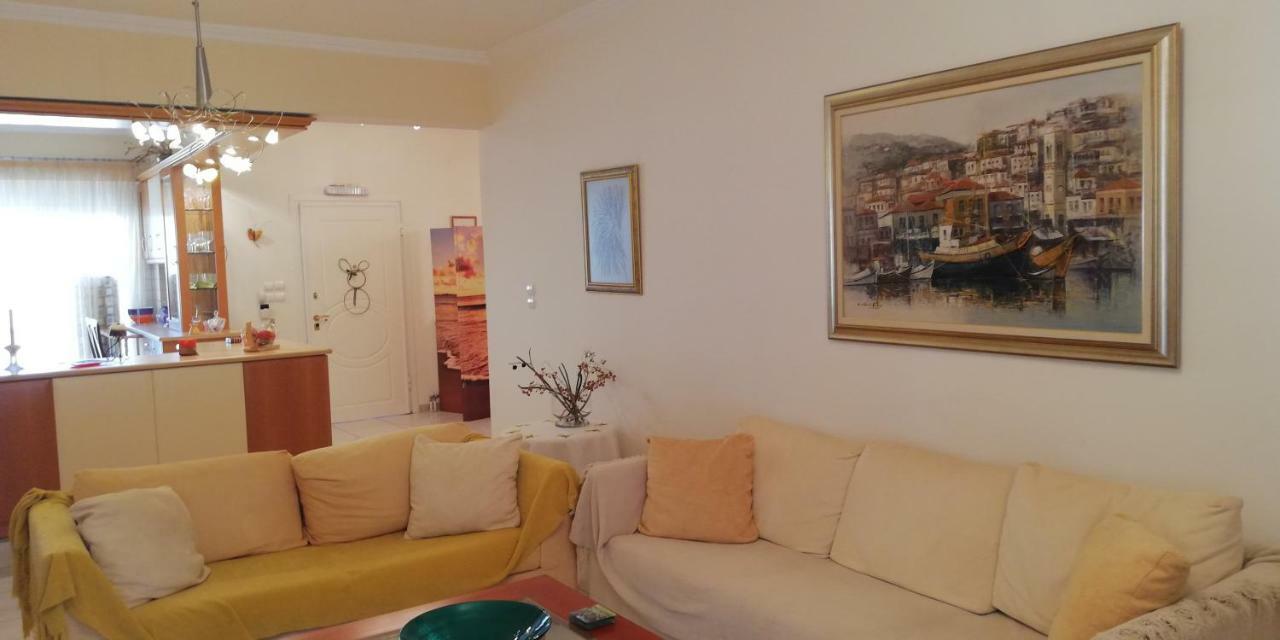 Apartment Giorgos Kalamata Bagian luar foto